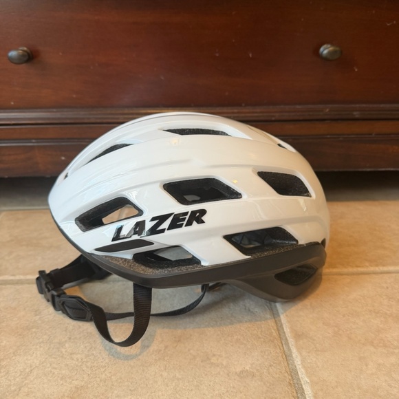 LAZER Strada KinetiCore Cycling Helmet - White - Lightly Used, Well-Priced! - Picture 2 of 4